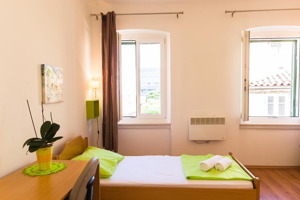 Apartment Mia Rijeka Exteriör bild