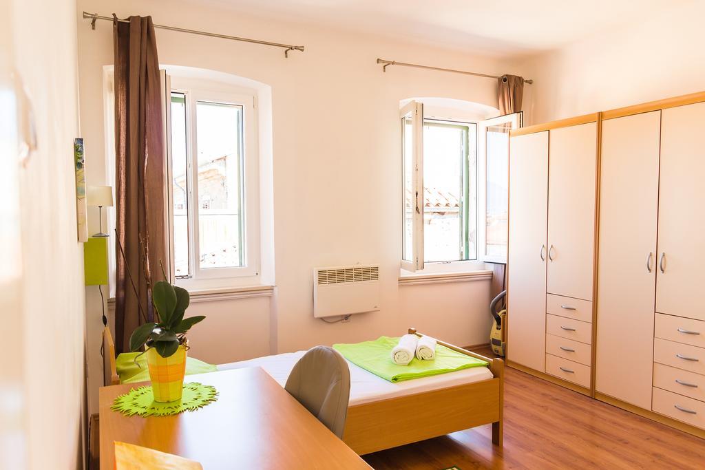 Apartment Mia Rijeka Exteriör bild
