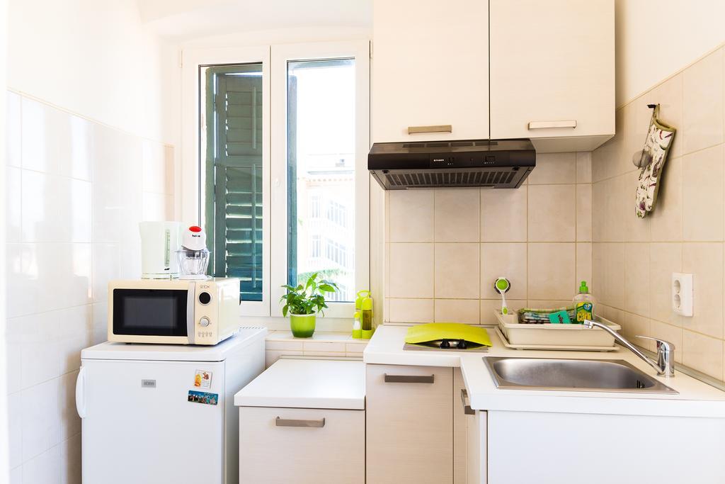Apartment Mia Rijeka Exteriör bild