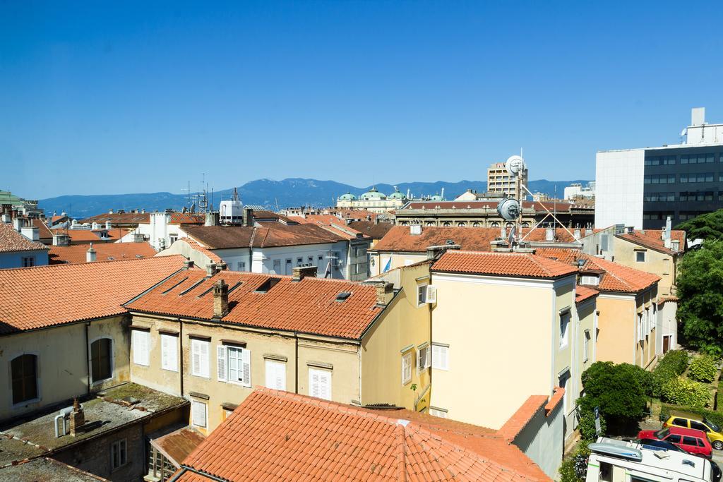 Apartment Mia Rijeka Exteriör bild